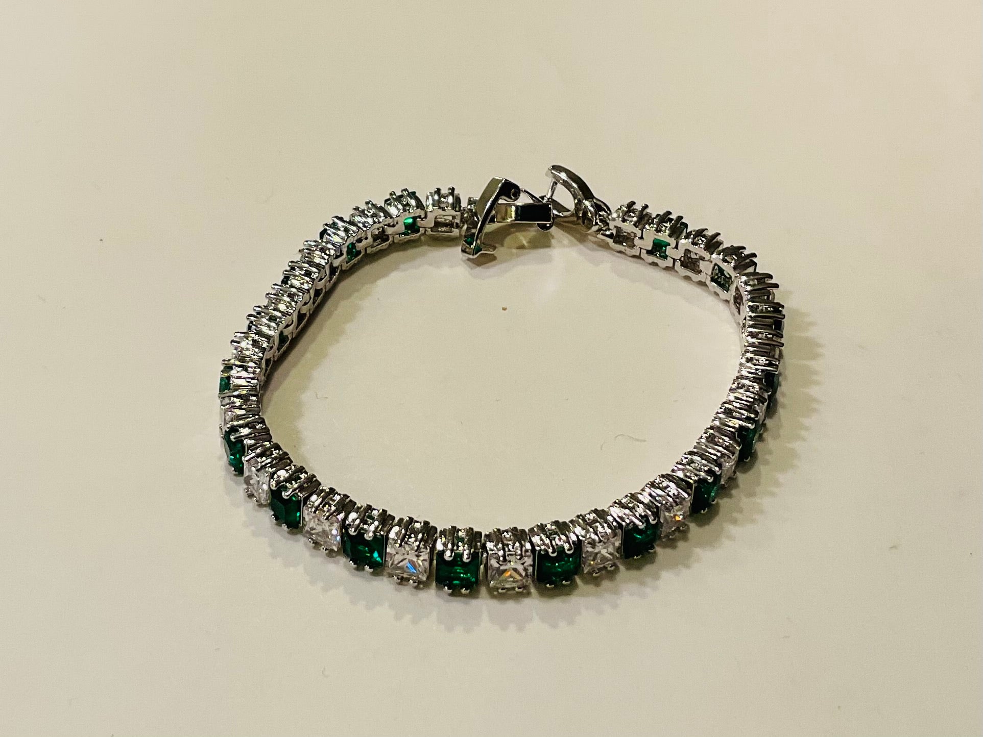 Green crystal bracelet