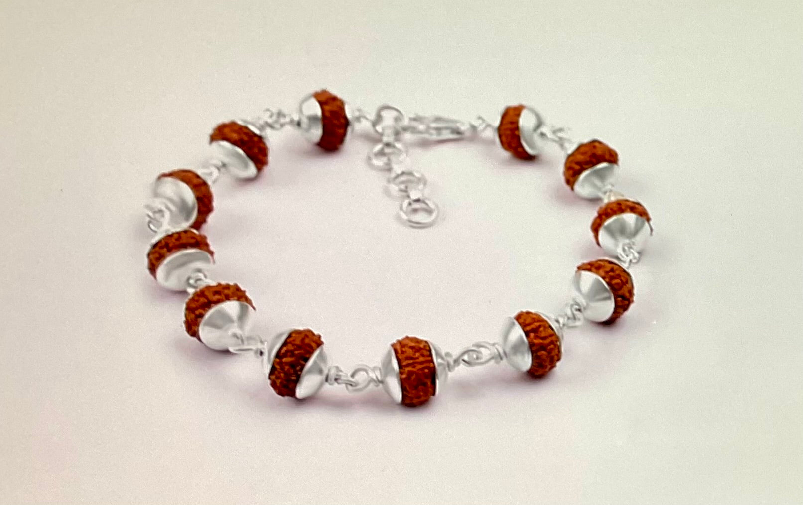 8 mukhi rudraksha bracelet