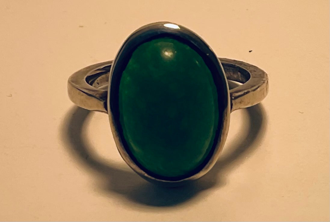 Green jade ring design 2