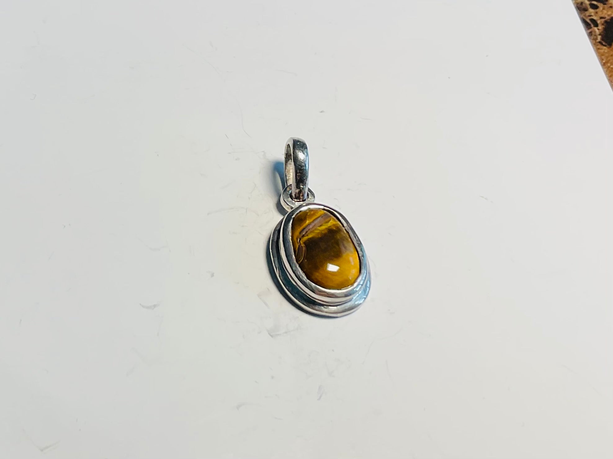 Tiger eye pendant design 3