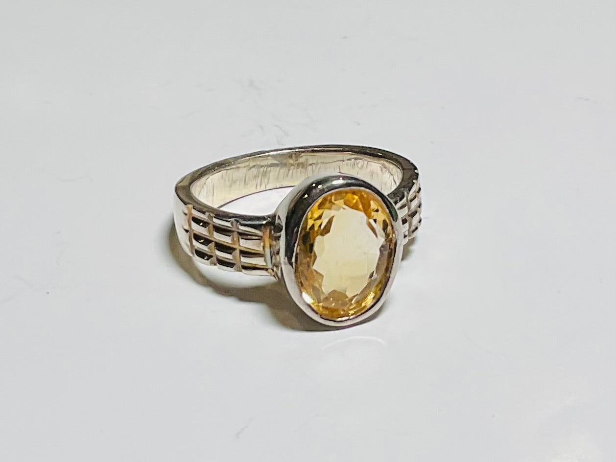 Yellow topaz design 4